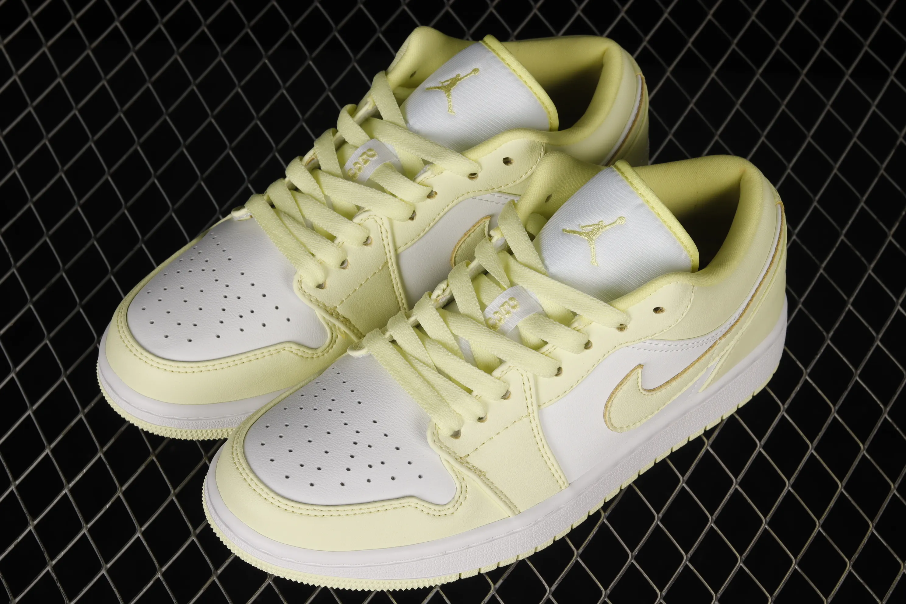 All categories Air Jordan Jordan series basketball shoes Air Jordan 1 Low Z version Air Jordan1 Low "Lemonade" AJ1 Joe 1 Lemon Tea DC0774-007